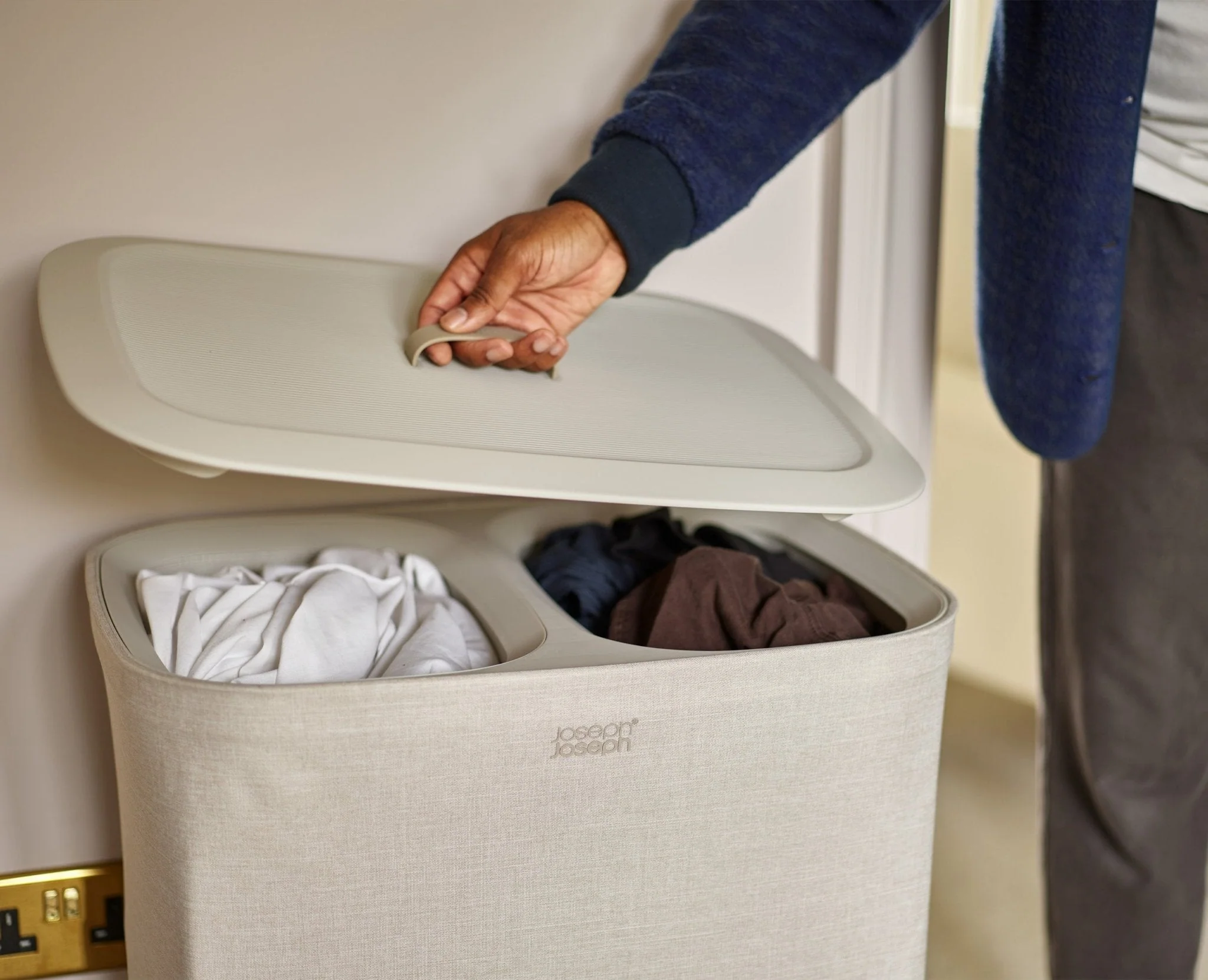 2-piece Ecru Tota 90L & Hold-All™ 35L Laundry Basket Set - Image 2