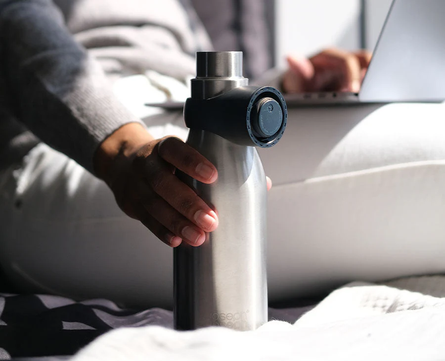 Loop™ 500ml Stainless-steel Vacuum Insulated Water Bottle - Image 2