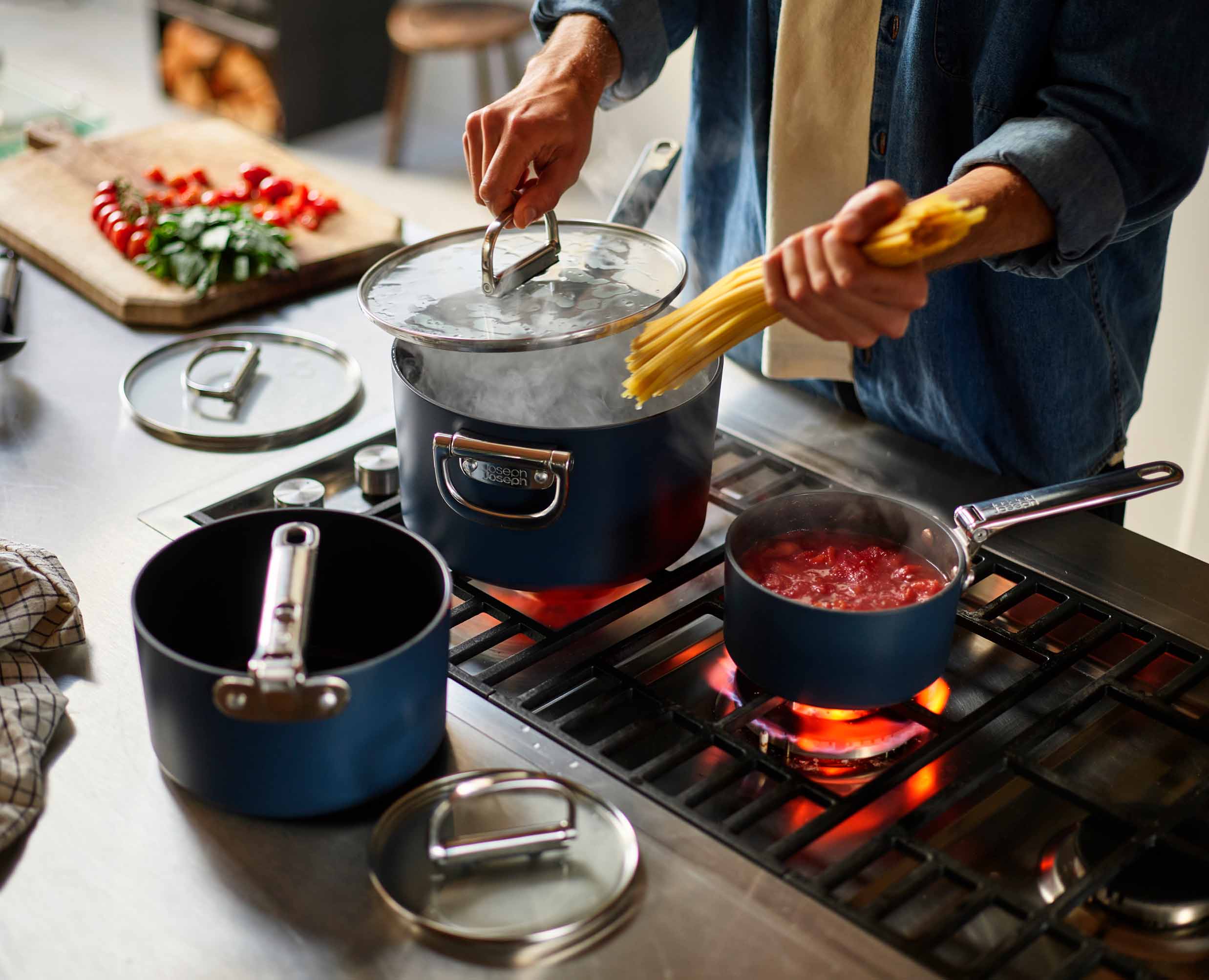 Space Folding Handle Ceramic Non-stick 15cm Blue Saucepan & Lid - Image 3